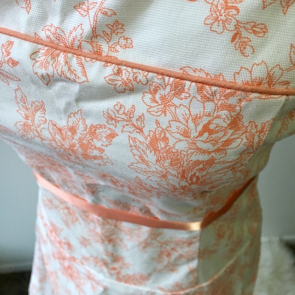 Strapless Peach & White Dress - Picture 3 of 7